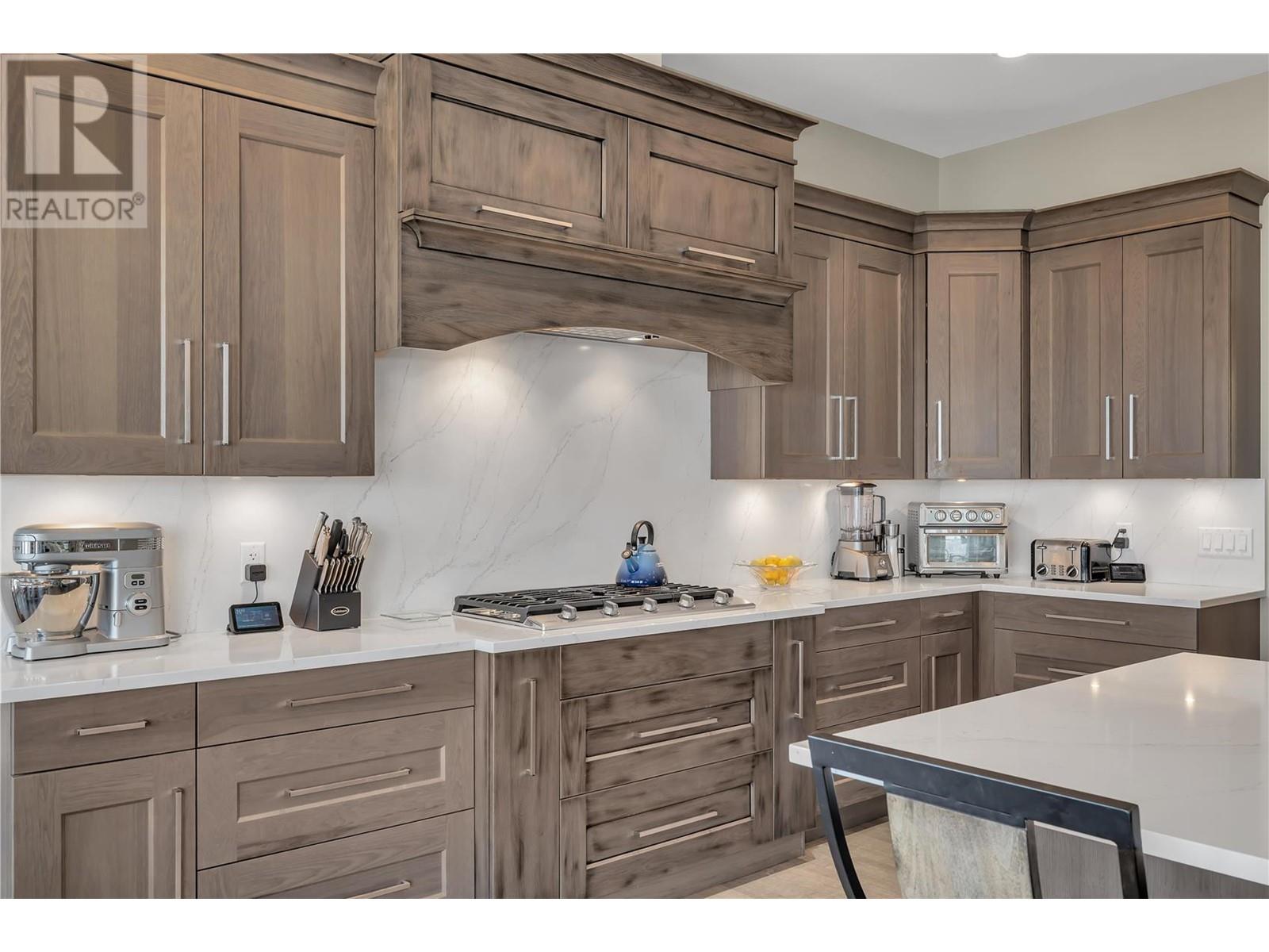 1813 Diamond View Drive West Kelowna