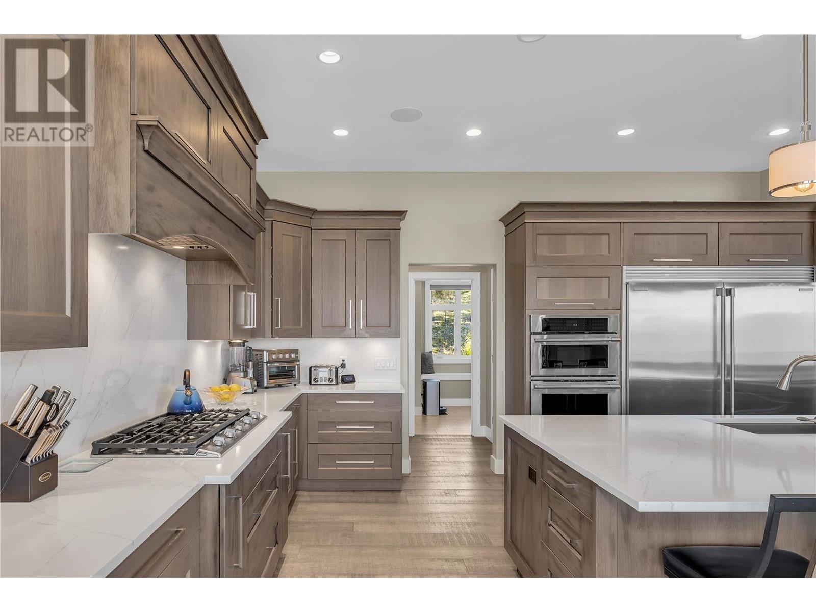 1813 Diamond View Drive West Kelowna