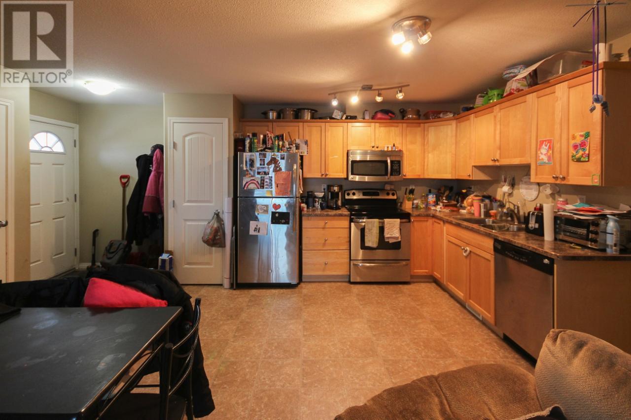 809 96 Avenue Unit# 2 Dawson Creek Photo 2