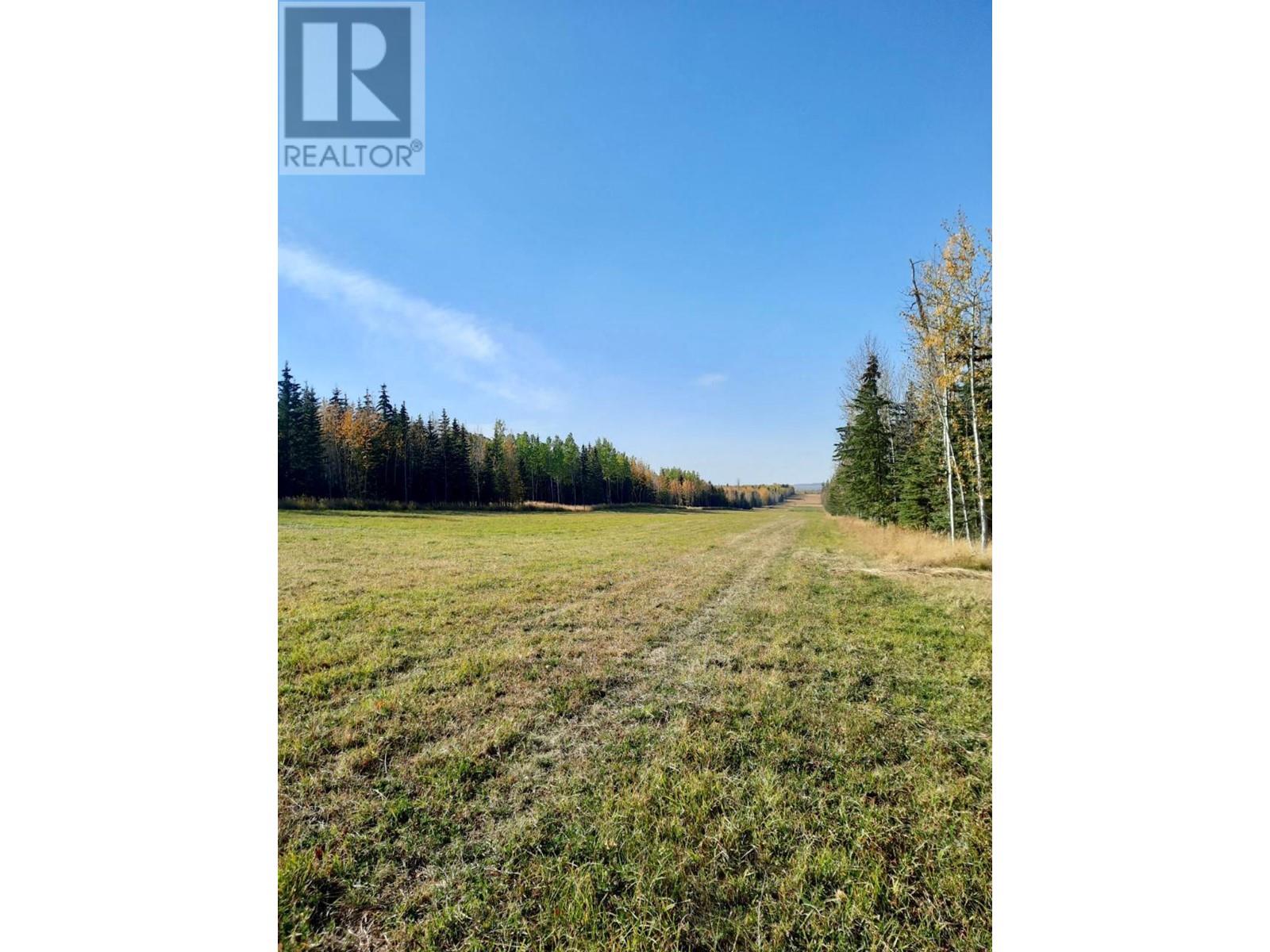 5396 PARKLAND Road Dawson Creek Photo 47