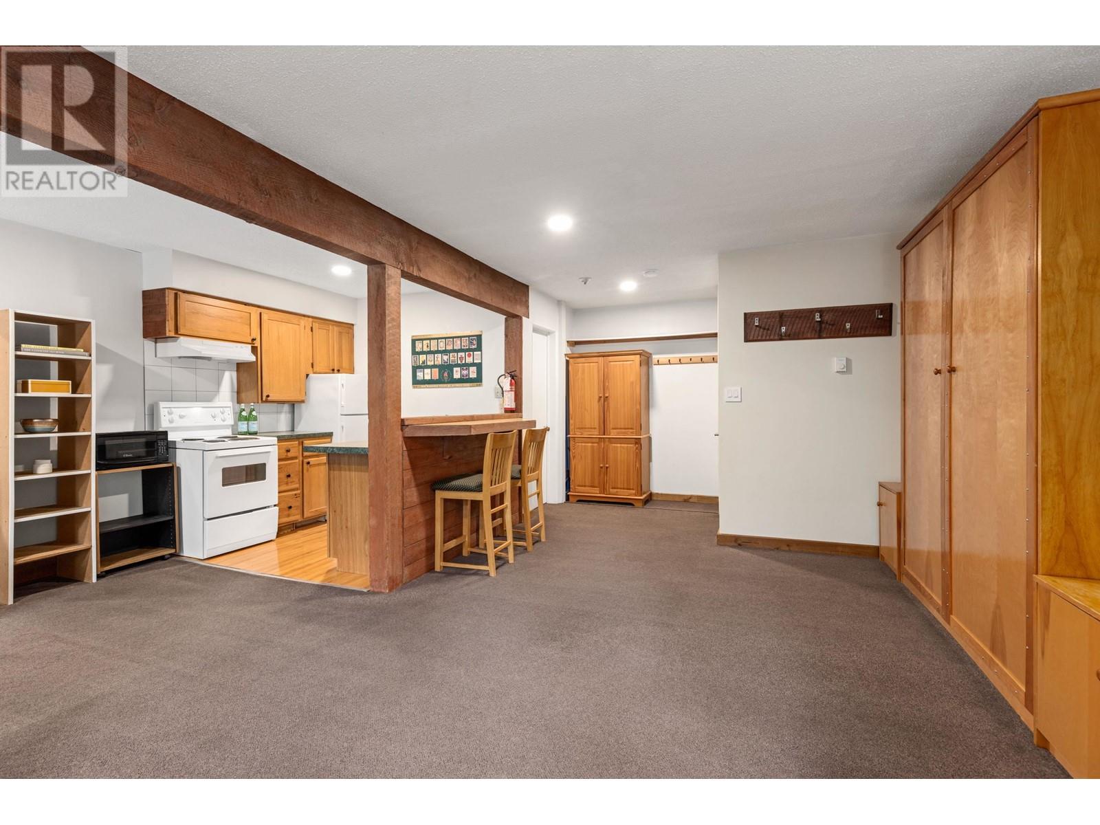 203 2129 Lake Placid Road, Whistler, British Columbia  V8E 0N4 - Photo 11 - R2835569