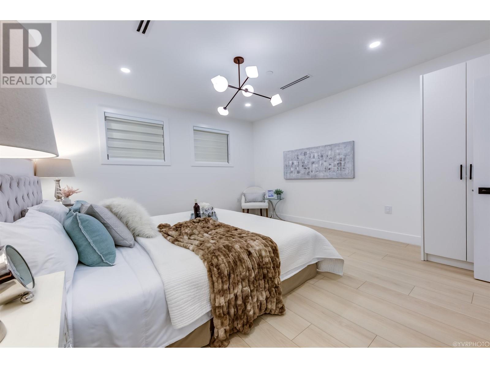 2705 E 40th Avenue, Vancouver, British Columbia  V5R 3M8 - Photo 30 - R2835571