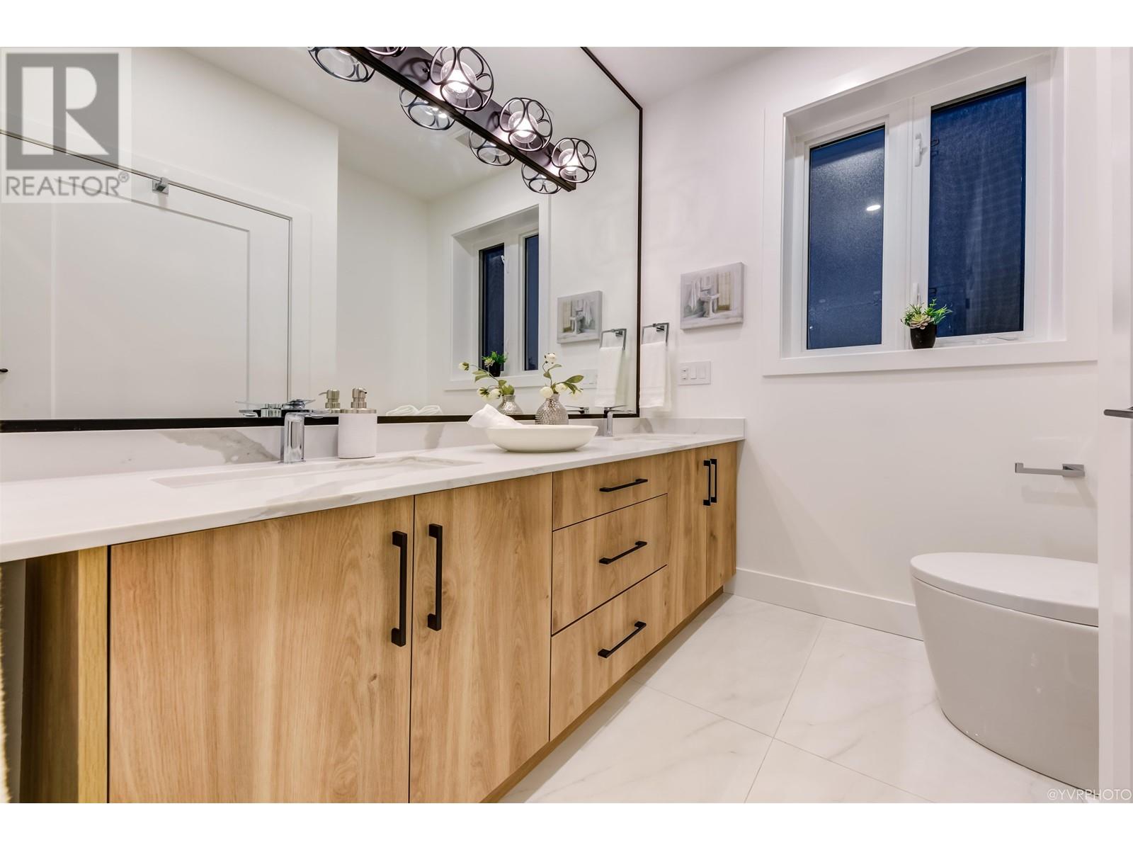 2705 E 40th Avenue, Vancouver, British Columbia  V5R 3M8 - Photo 32 - R2835571