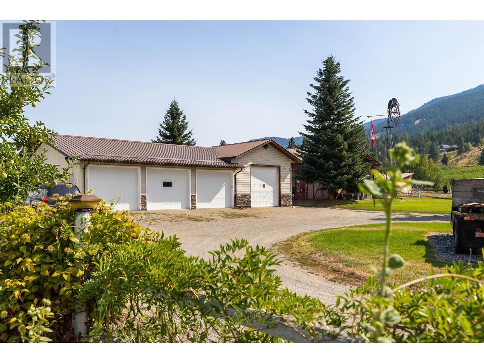 13411 Oyama Road Lake Country