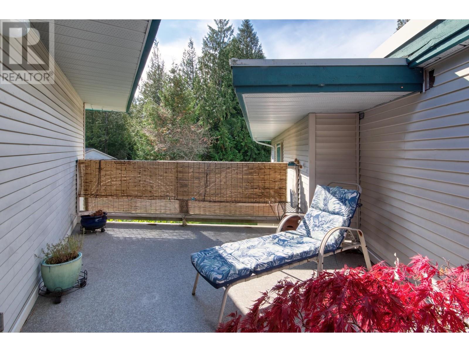 37 555 Eaglecrest Drive, Gibsons, British Columbia  V0N 1V8 - Photo 16 - R2824426