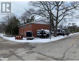 190 DUNKERRON Avenue Unit# 4