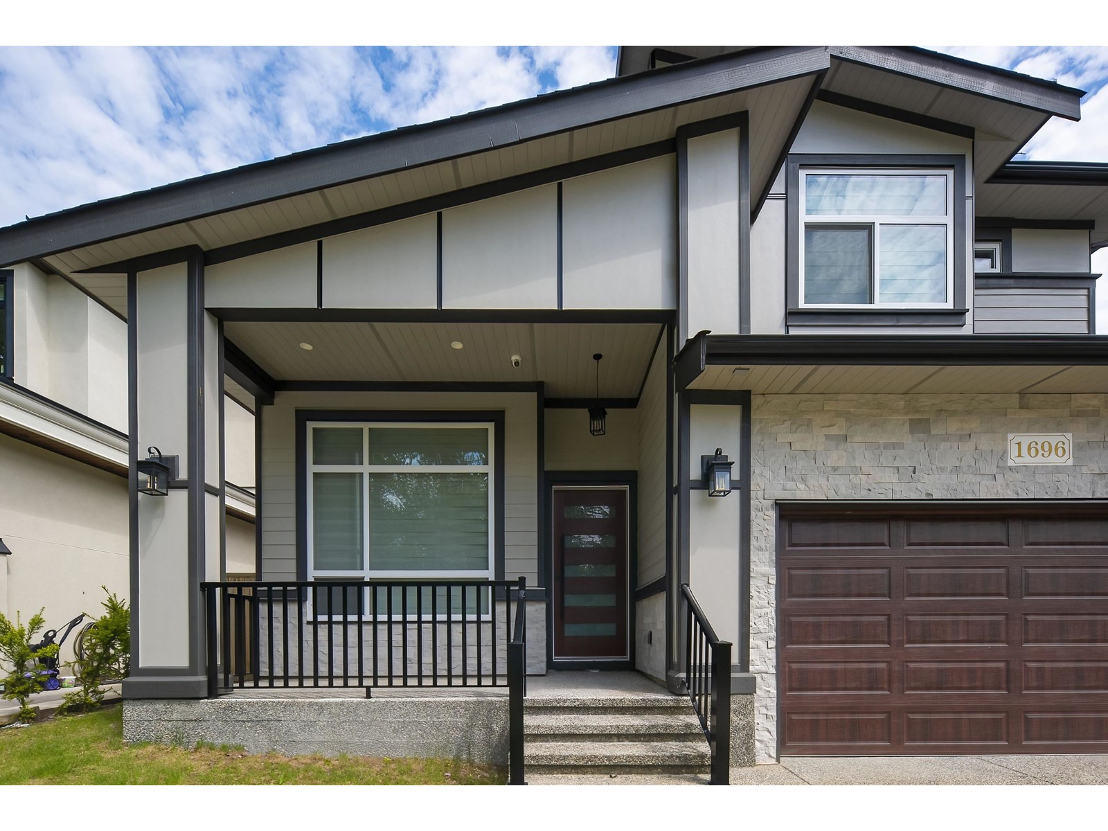 1696 166a Street, Surrey, British Columbia  V3Z 9X5 - Photo 1 - R2810868