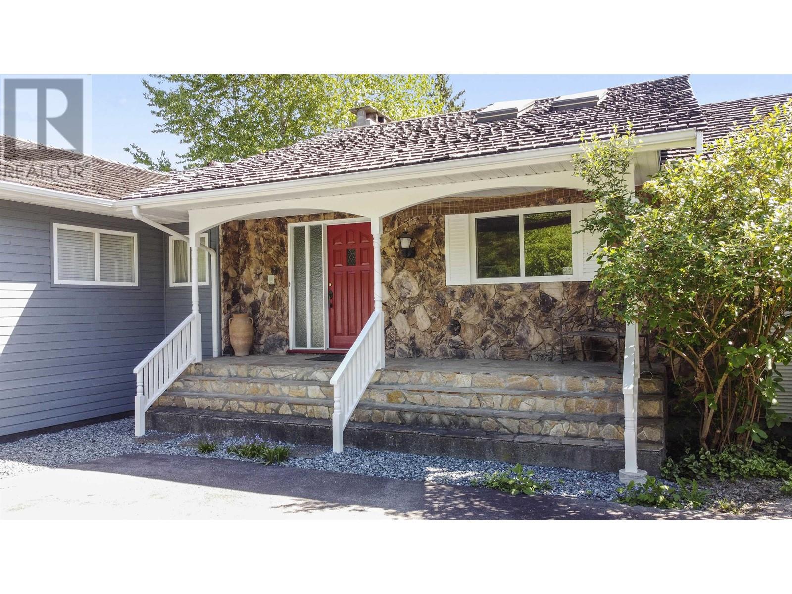 12768 Blackstock Street, Maple Ridge, British Columbia  V2X 4P5 - Photo 10 - R2785358