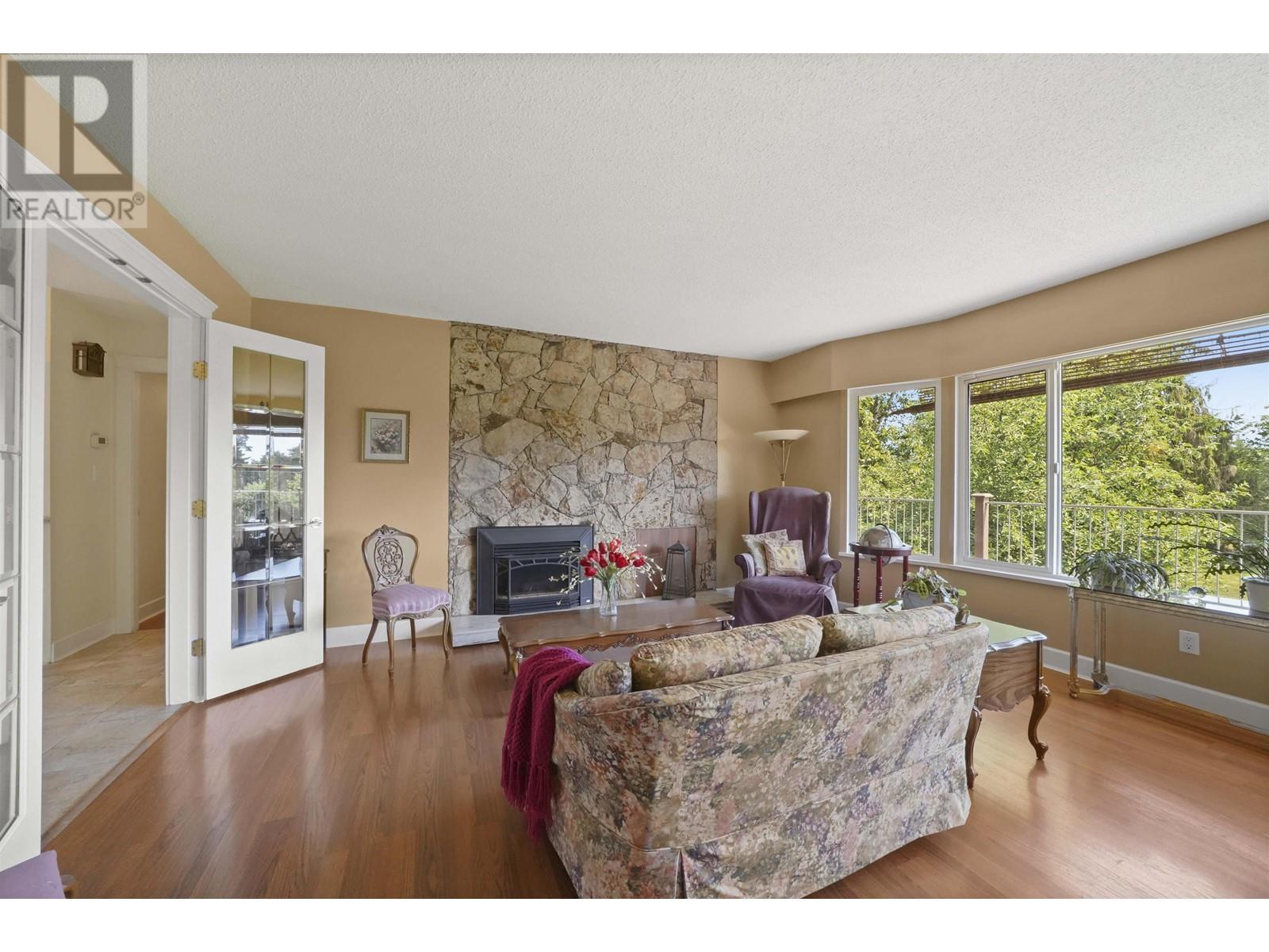 12768 Blackstock Street, Maple Ridge, British Columbia  V2X 4P5 - Photo 15 - R2785358