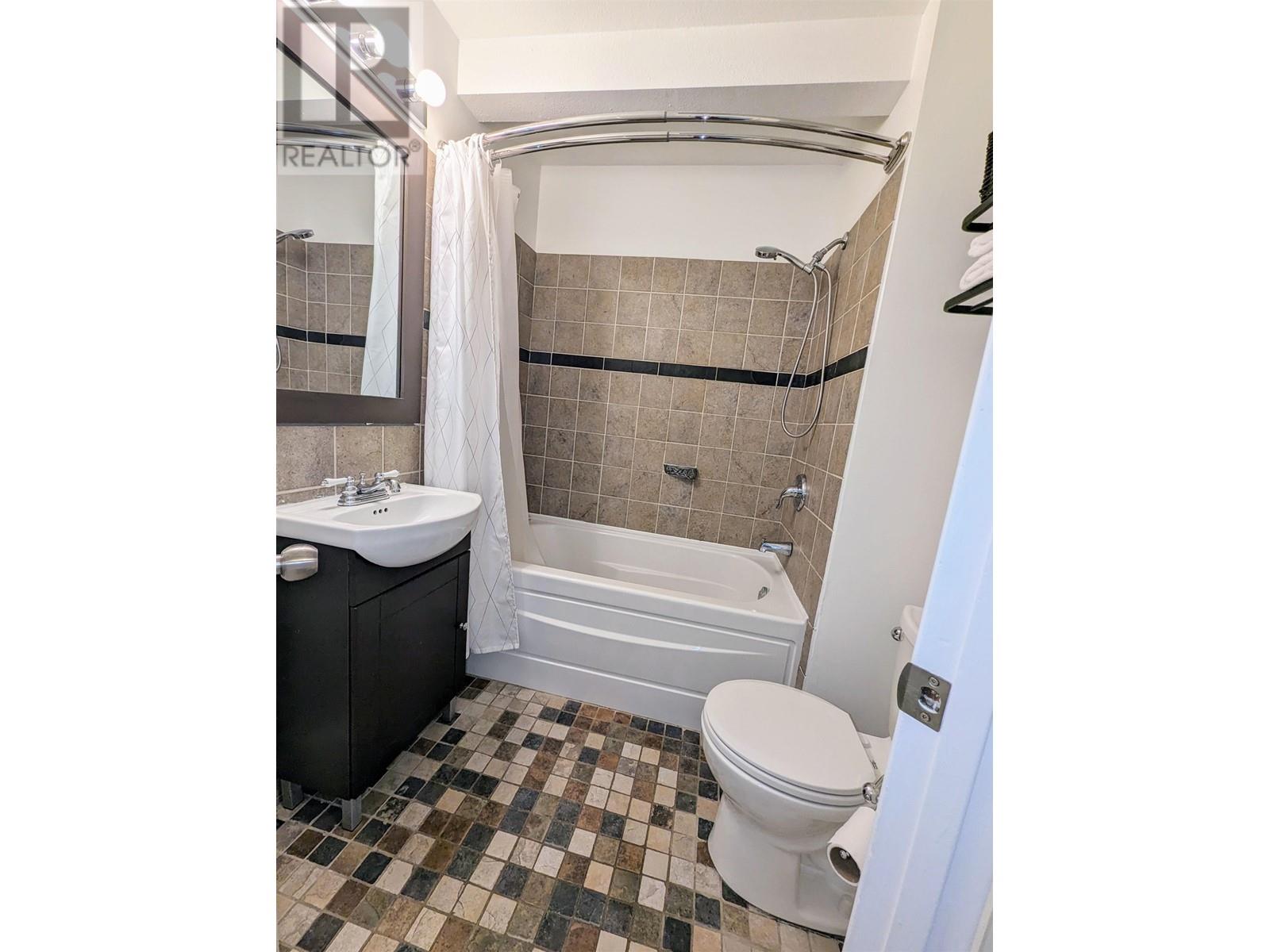 2 2150 Sarajevo Drive, Whistler, British Columbia  V8E 0B5 - Photo 14 - R2819805