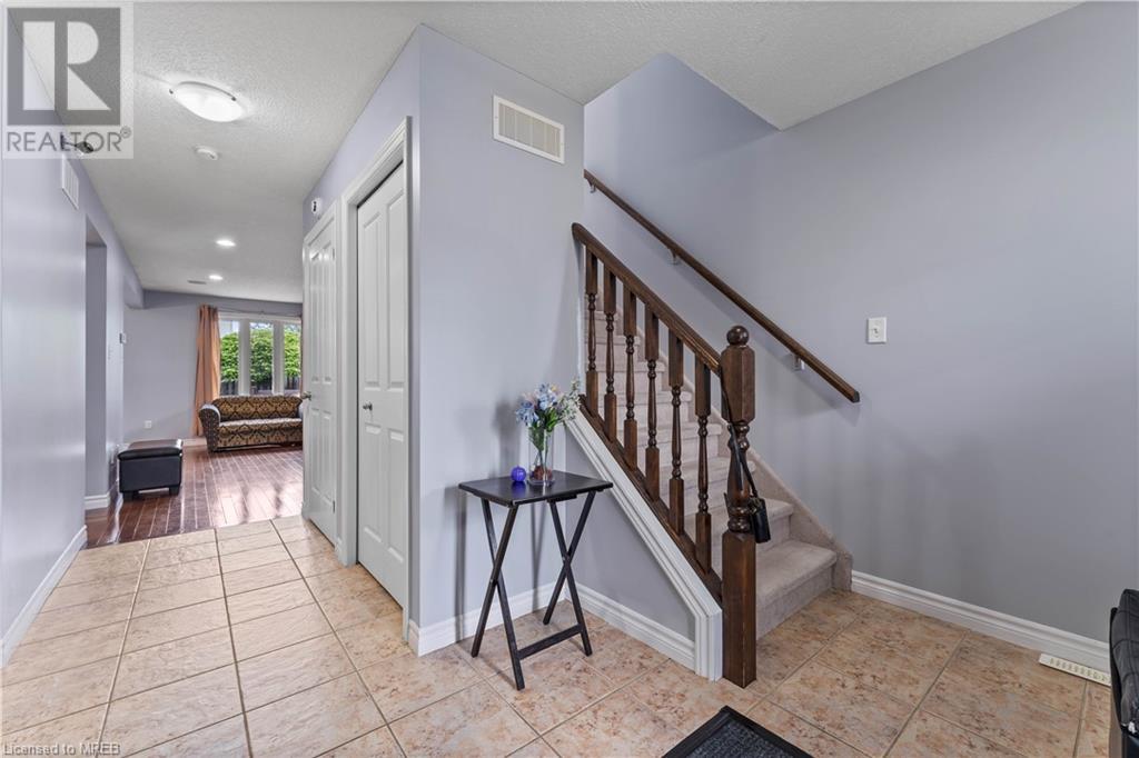1562 Green Gables Road, London, Ontario  N6M 0A6 - Photo 7 - 40518277