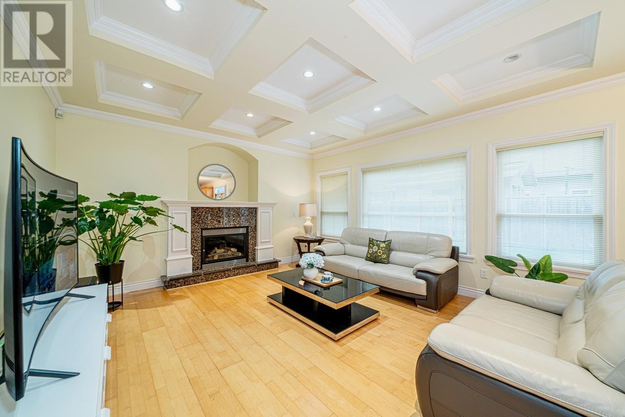 Listing Picture 4 of 30 : 8611 BOYD COURT, Richmond / 烈治文 - 魯藝地產 Yvonne Lu Group - MLS Medallion Club Member