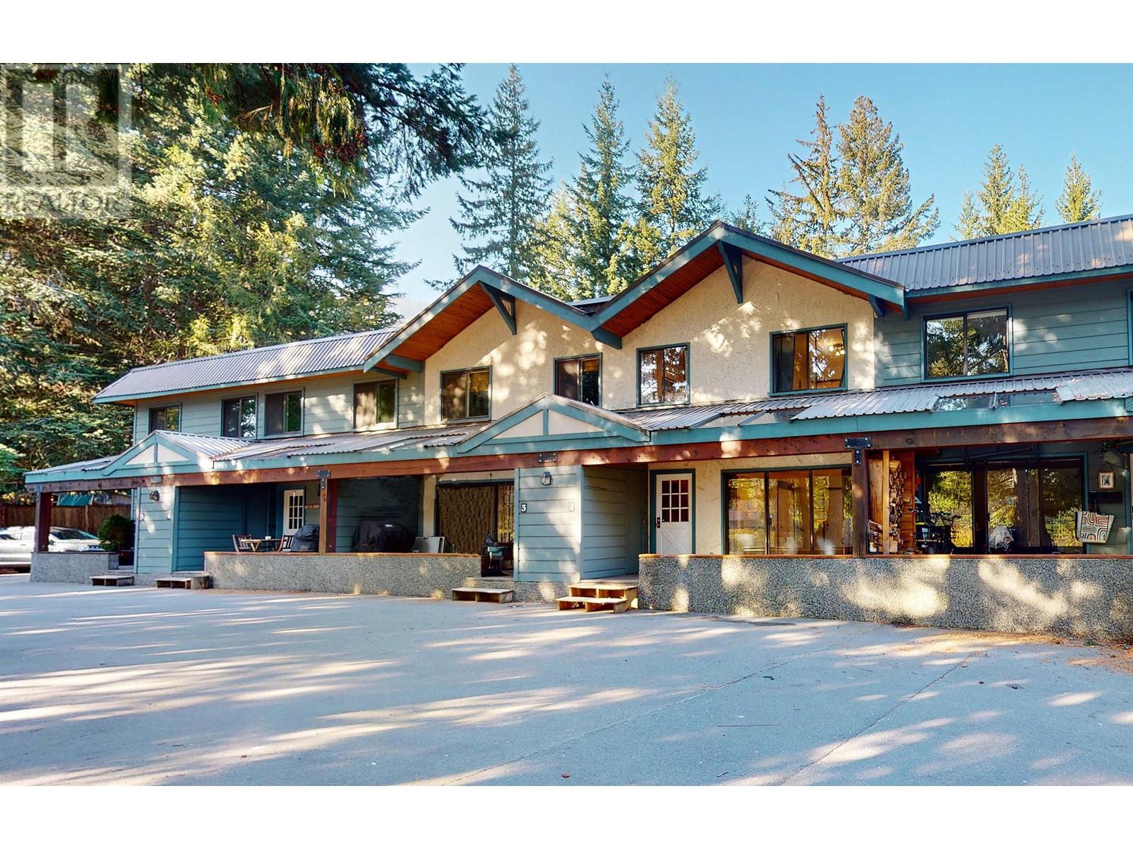 2 8003 Timber Lane, Whistler, British Columbia  V8E 1K9 - Photo 1 - R2830546