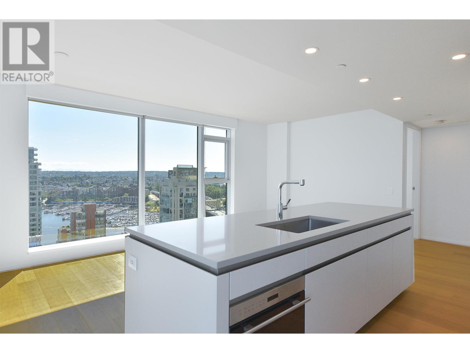 2102 889 Pacific Street, Vancouver, British Columbia  V6Z 1C3 - Photo 2 - R2835130