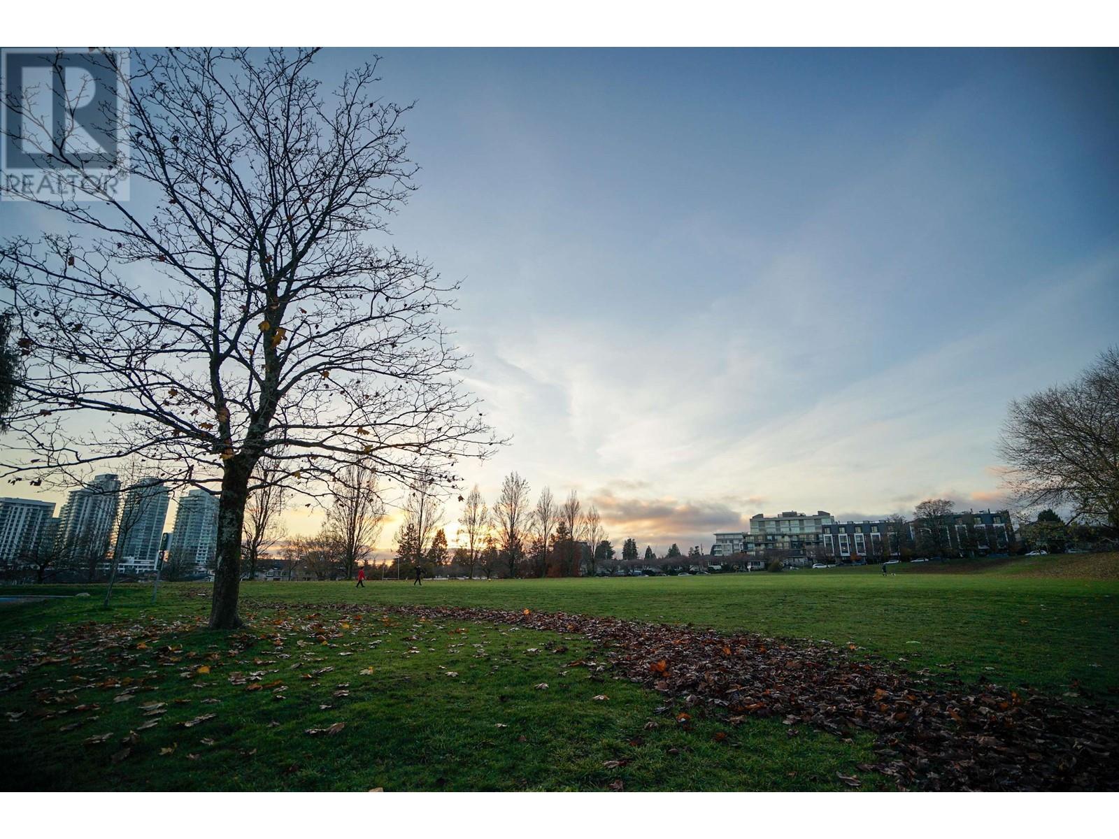 Listing Picture 22 of 29 : 106 375 W 59TH AVENUE, Vancouver / 溫哥華 - 魯藝地產 Yvonne Lu Group - MLS Medallion Club Member