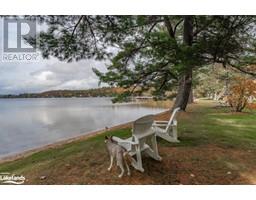 3876 MUSKOKA 118 Road Unit# Carling 10-W3