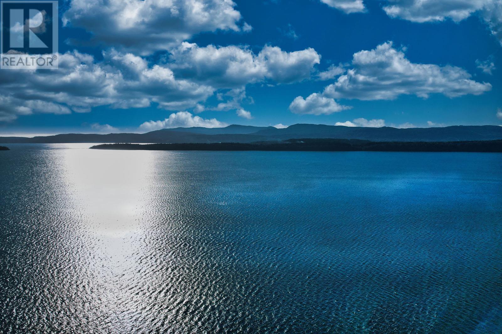 1569 Ridge Road, Galiano Island, British Columbia  V0N 1P0 - Photo 3 - R2835666