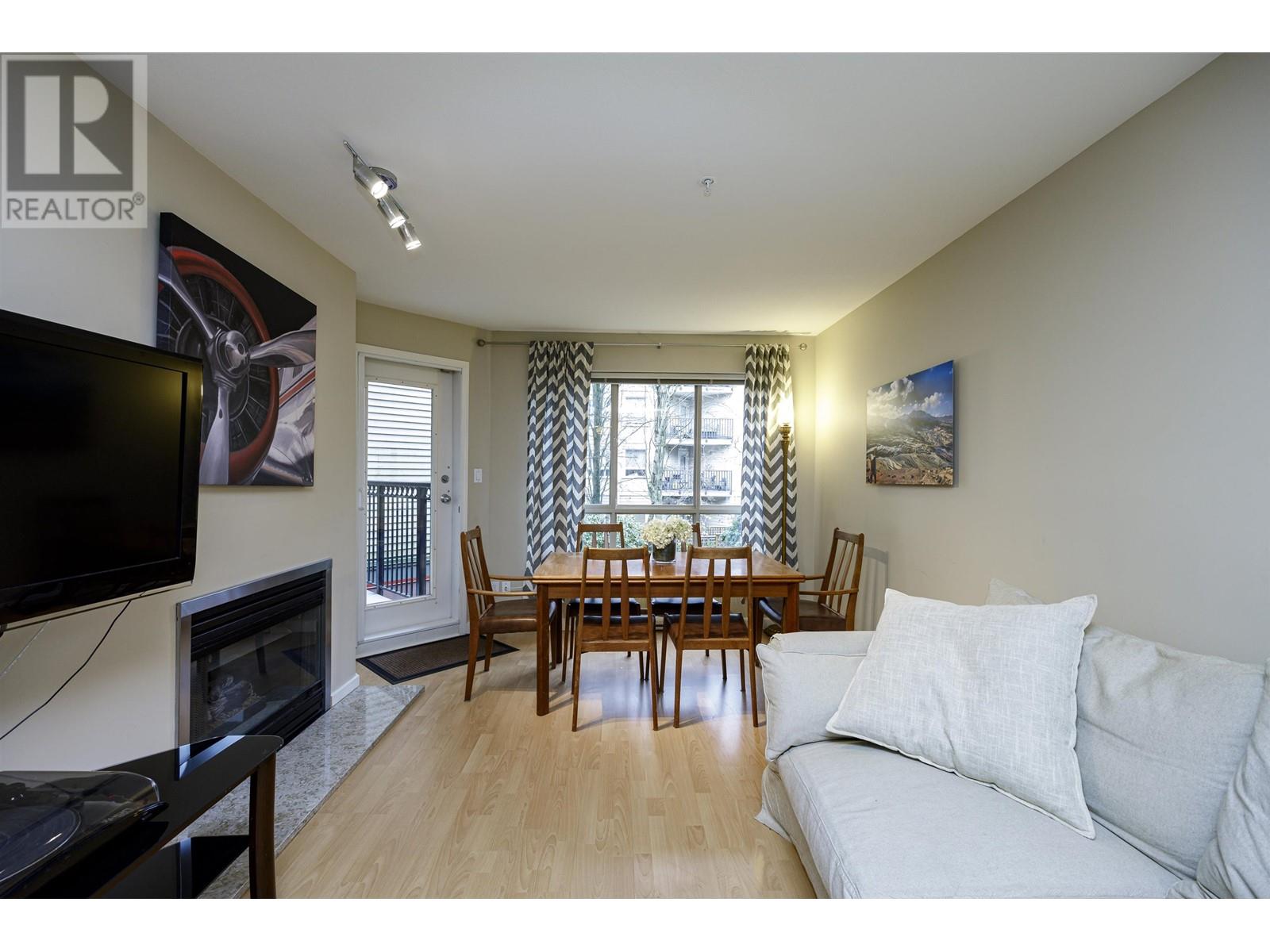 201 150 W 22nd Street, North Vancouver, British Columbia  V7M 3M4 - Photo 5 - R2835742
