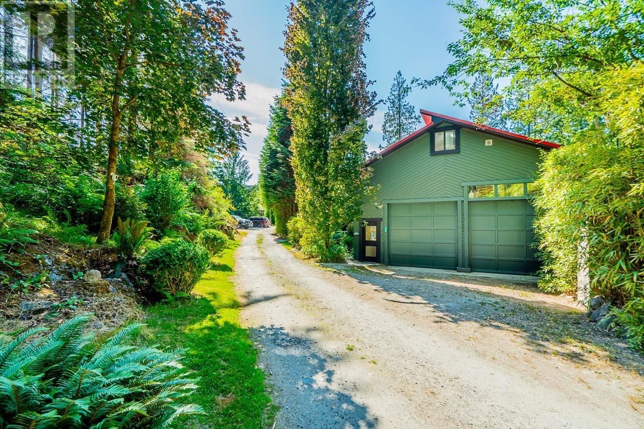 2250 Farrer Cove Place, Port Moody, British Columbia  V3H 5B6 - Photo 4 - R2835750