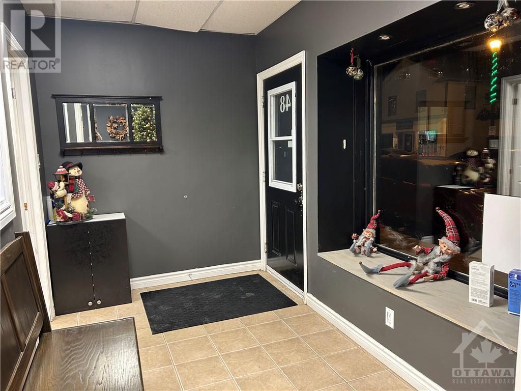 48 Madawaska Street, Arnprior, Ontario K7S 1R9 (26329059) Paul