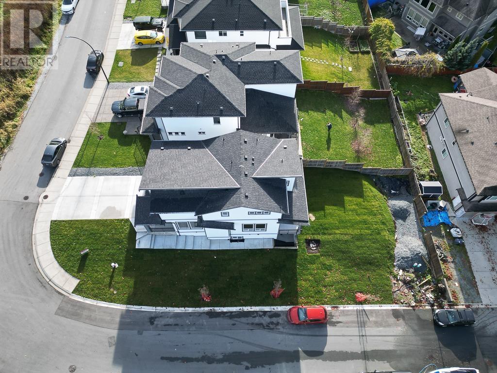 10897 Morrisette Place, Maple Ridge, British Columbia  V2W 1G8 - Photo 2 - R2834901