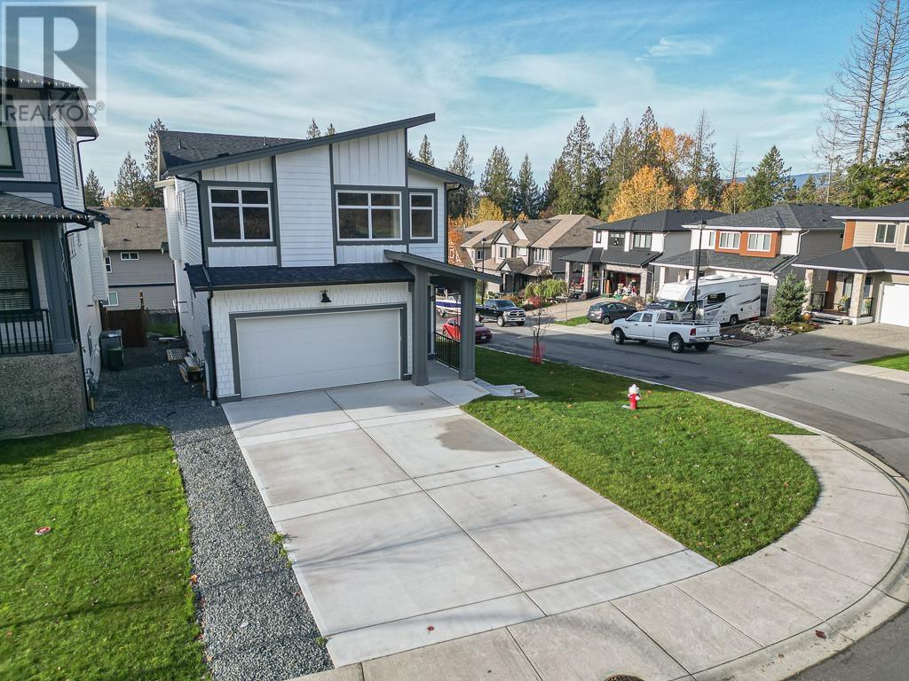 10897 Morrisette Place, Maple Ridge, British Columbia  V2W 1G8 - Photo 4 - R2834901