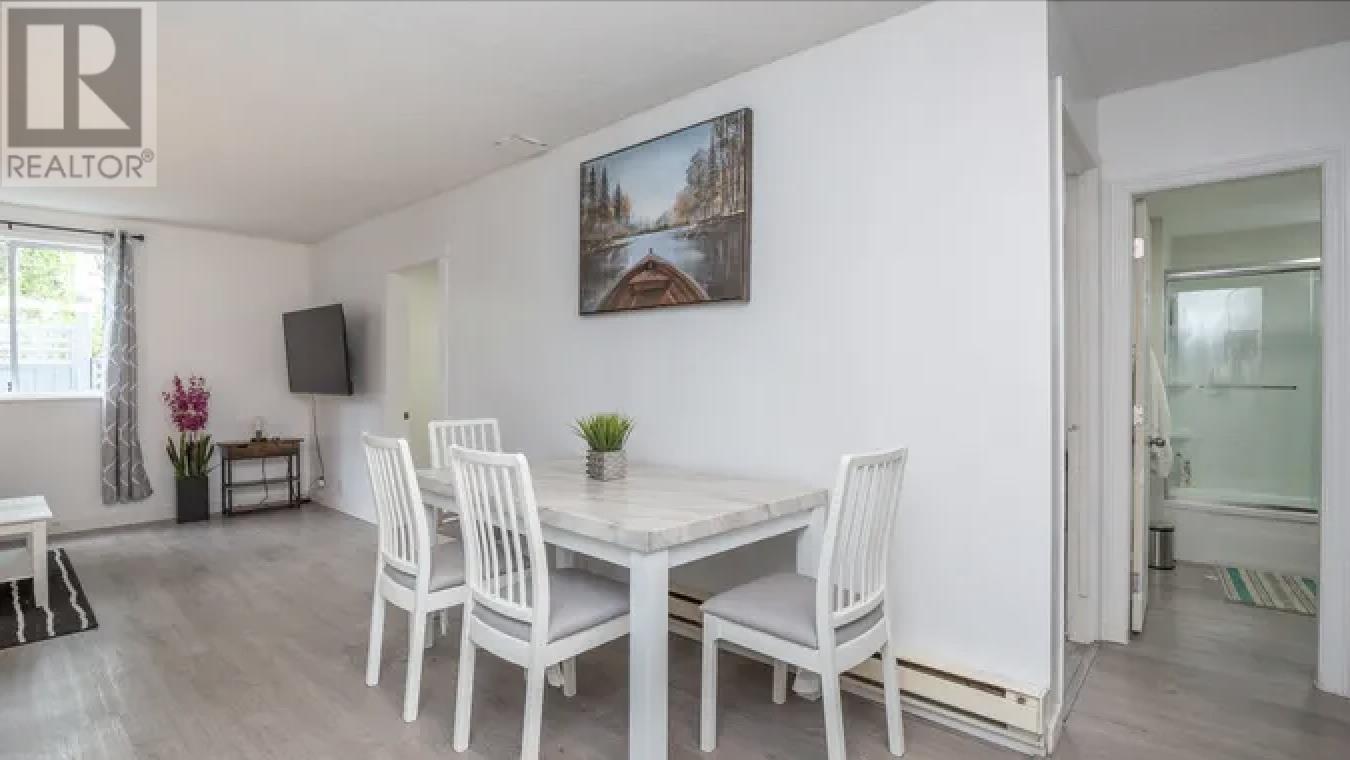 11682 224 Street, Maple Ridge, British Columbia  V2X 6A2 - Photo 6 - C8056056