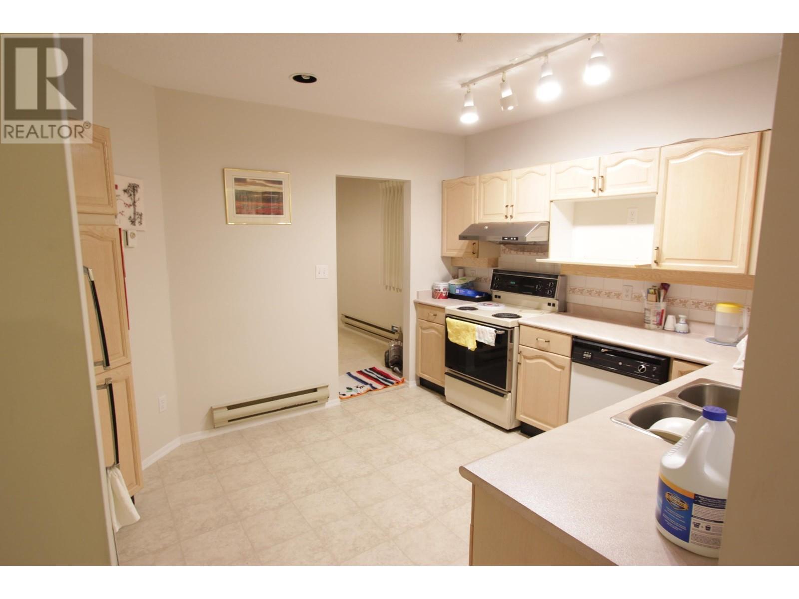 56 6513 Chambord Place, Vancouver, British Columbia  V5S 4P2 - Photo 4 - R2835231