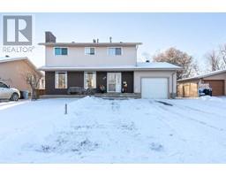 209 Hillcrest Drive Thickwood, Fort McMurray, Ca