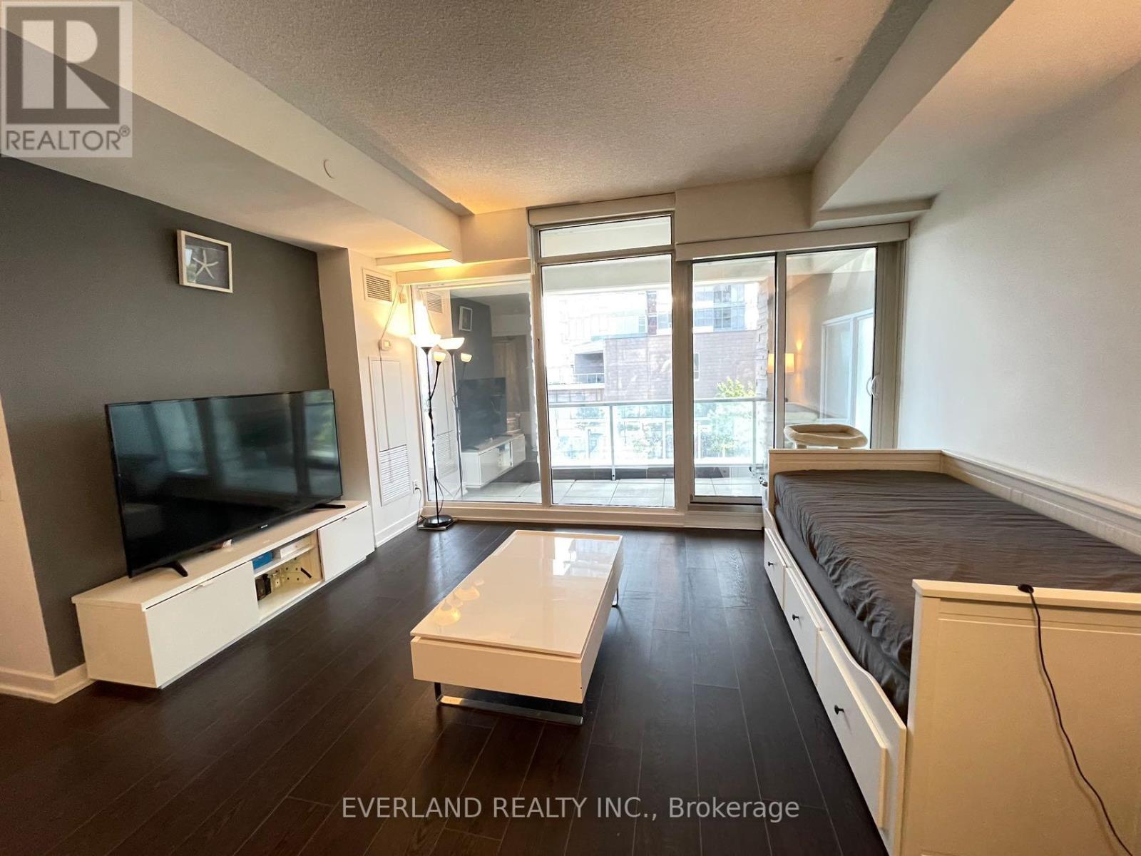 #221 -72 Esther Shiner Blvd, Toronto, Ontario  M2K 0C4 - Photo 2 - C7338414