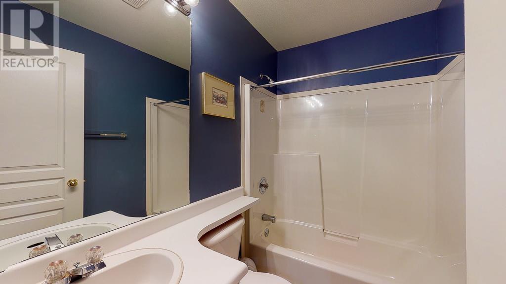 5587 Inlet Avenue, Sechelt, British Columbia  V0N 3A0 - Photo 28 - C8056084