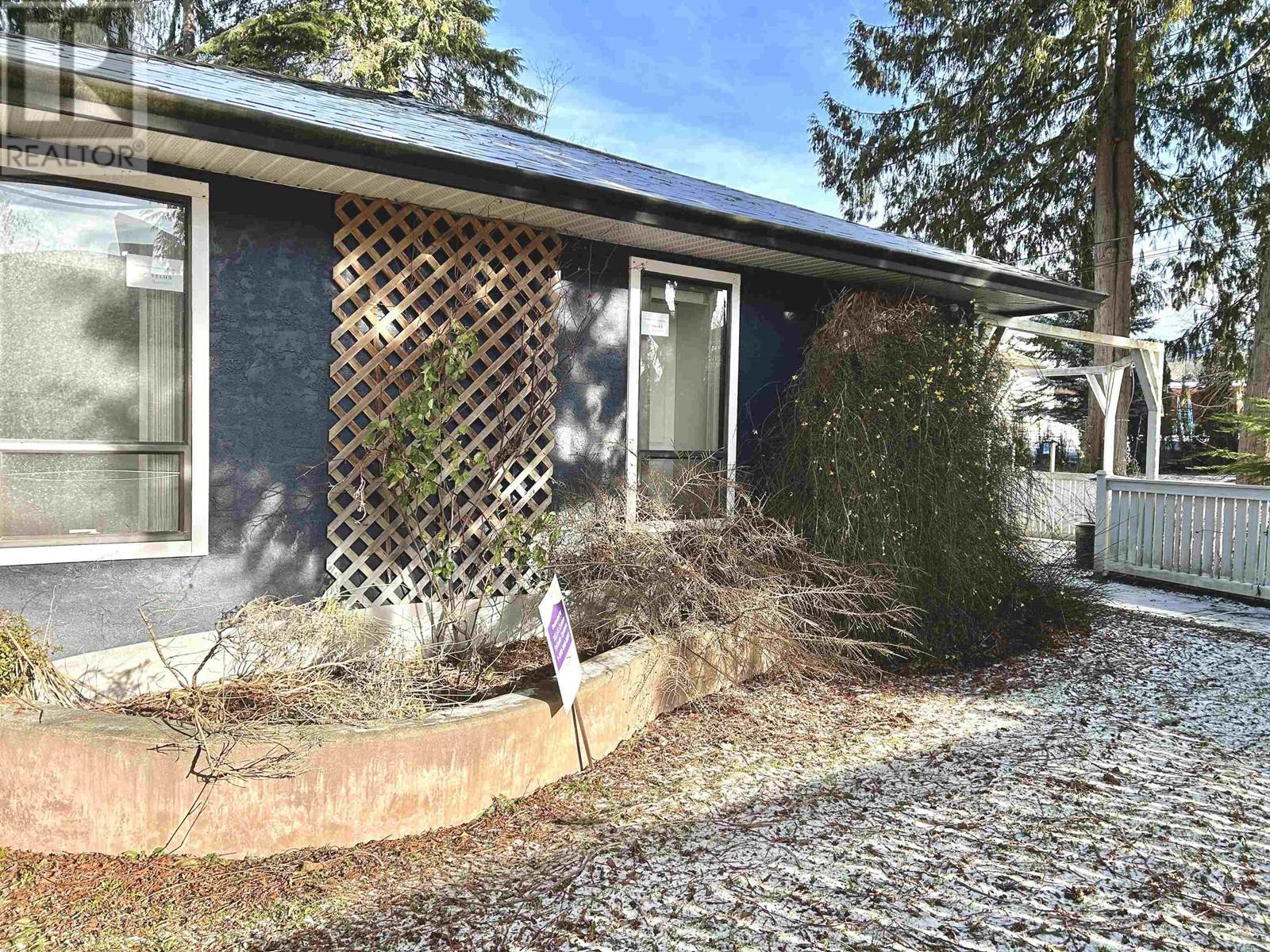 5587 Inlet Avenue, Sechelt, British Columbia  V0N 3A0 - Photo 5 - C8056084