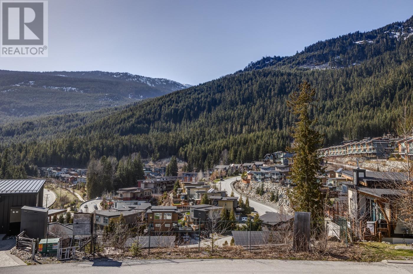 8404 Indigo Lane, Whistler, British Columbia  V8E 0G8 - Photo 6 - R2836312