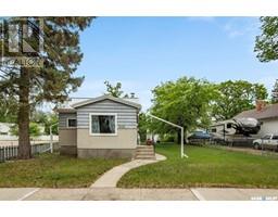 1112 M AVENUE S Holiday Park