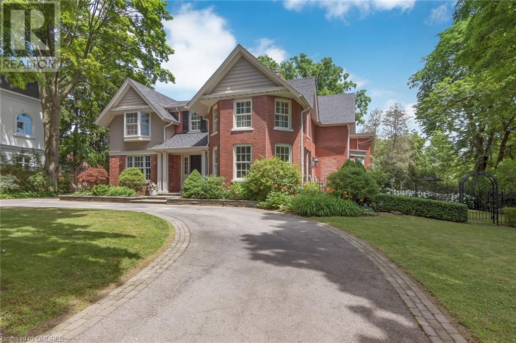 65 THOMAS Street, oakville, Ontario