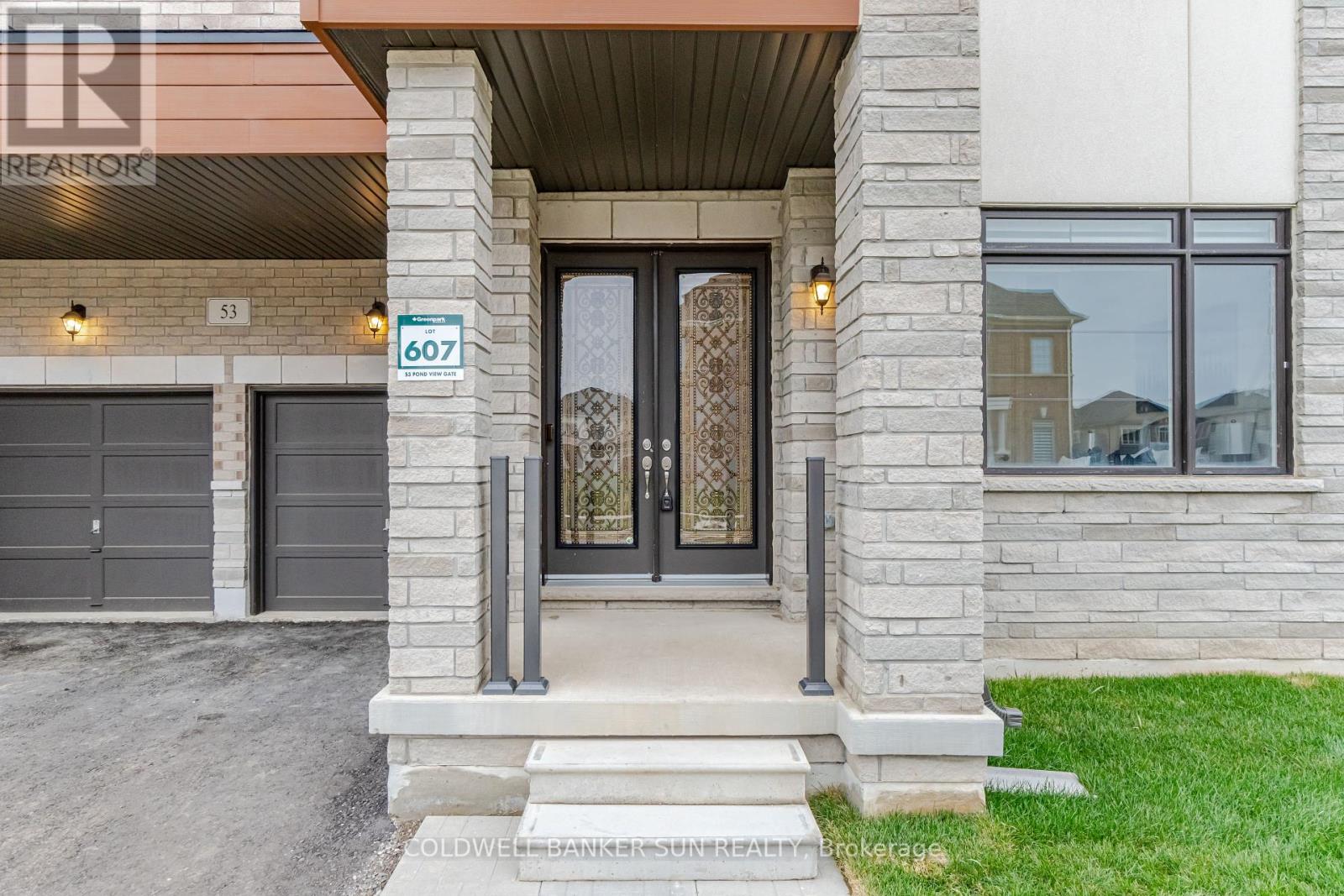 53 Pond View Gate, Hamilton, Ontario  L8B 2A1 - Photo 2 - X7343522