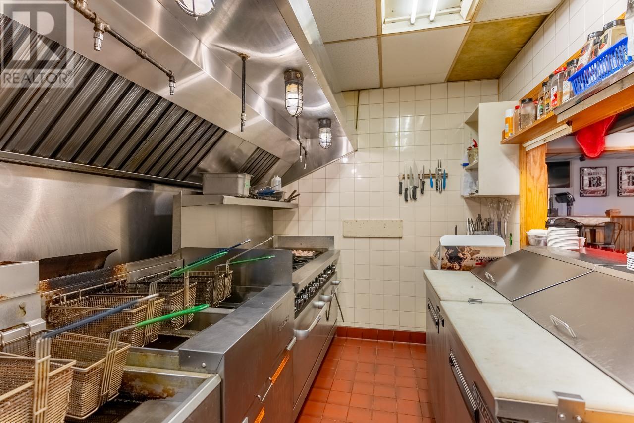 305 Brooke Drive, Chase, British Columbia    - Photo 10 - 175992