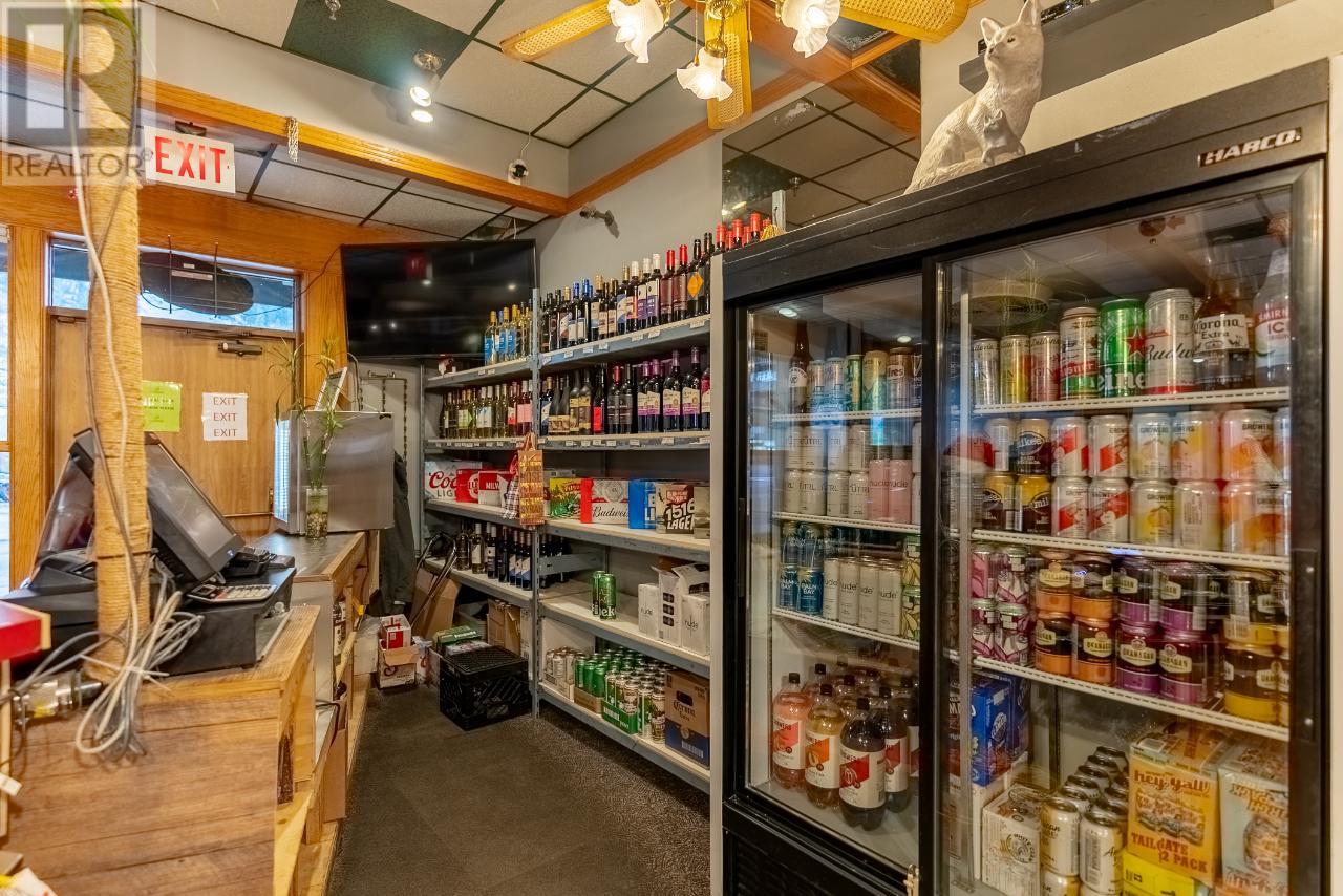 305 Brooke Drive, Chase, British Columbia    - Photo 8 - 175992