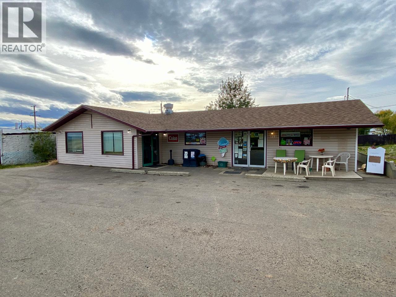 5195 Rolla Road, Dawson Creek, British Columbia  V0C 2C0 - Photo 1 - 191487