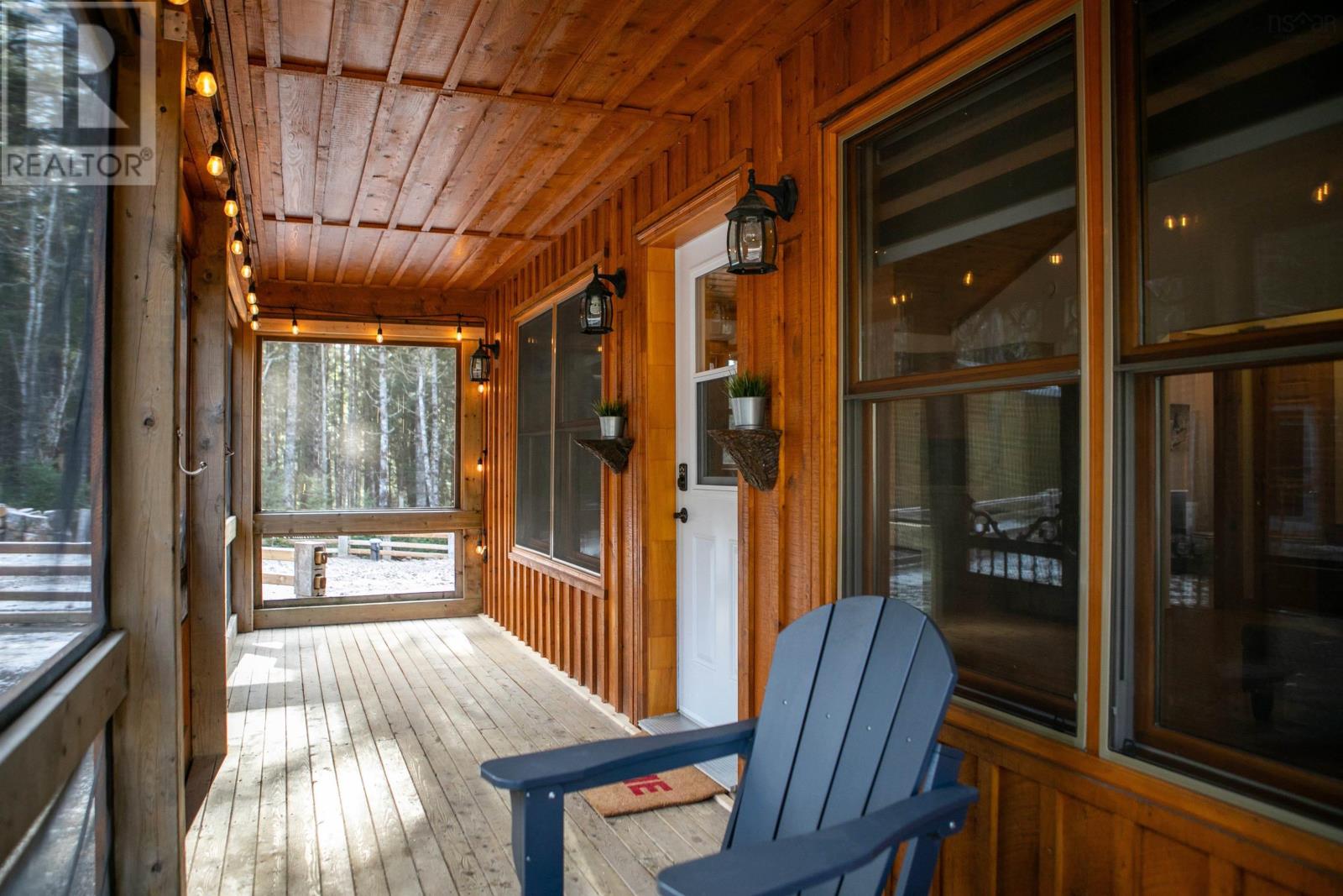 8 Falcon Drive, Vaughan, Nova Scotia  B0N 2T0 - Photo 4 - 202325115