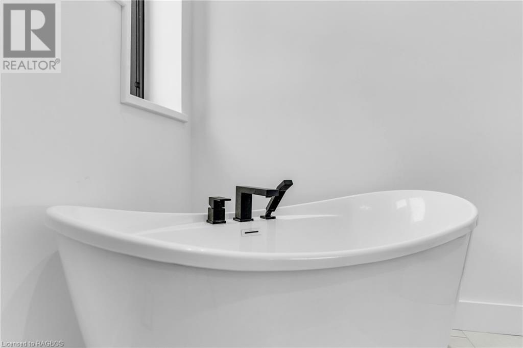 505 Durham Street West, Walkerton, Ontario  N0G 2V0 - Photo 10 - 40519679