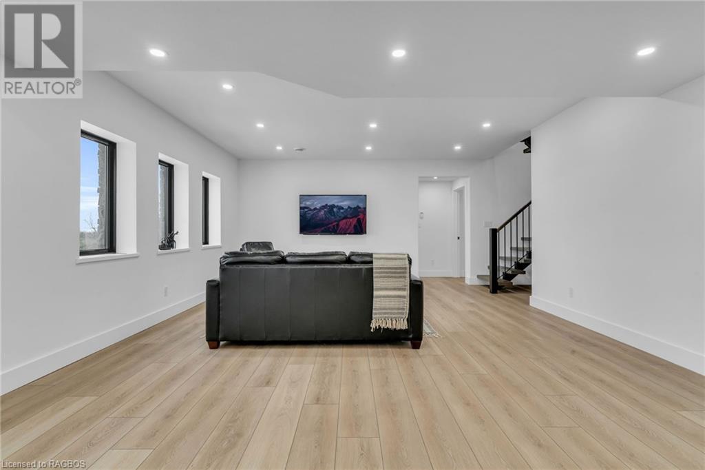 505 Durham Street West, Walkerton, Ontario  N0G 2V0 - Photo 30 - 40519679