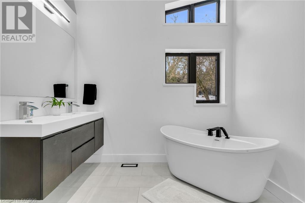 505 Durham Street West, Walkerton, Ontario  N0G 2V0 - Photo 9 - 40519679