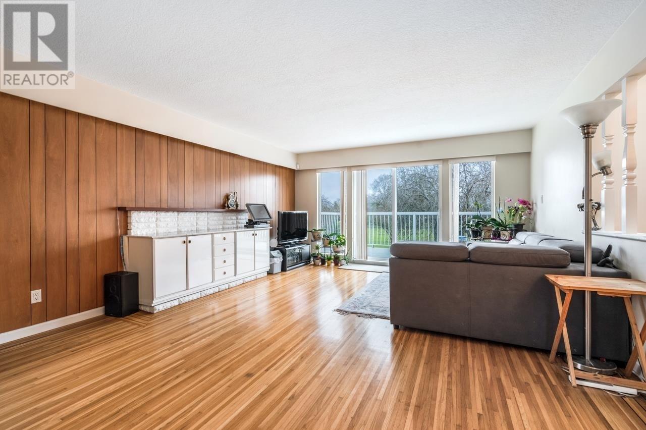 2840 E 48th Avenue, Vancouver, British Columbia  V5S 1G9 - Photo 2 - R2836839