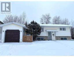 108 Simcoe Way Thickwood, Fort McMurray, Ca