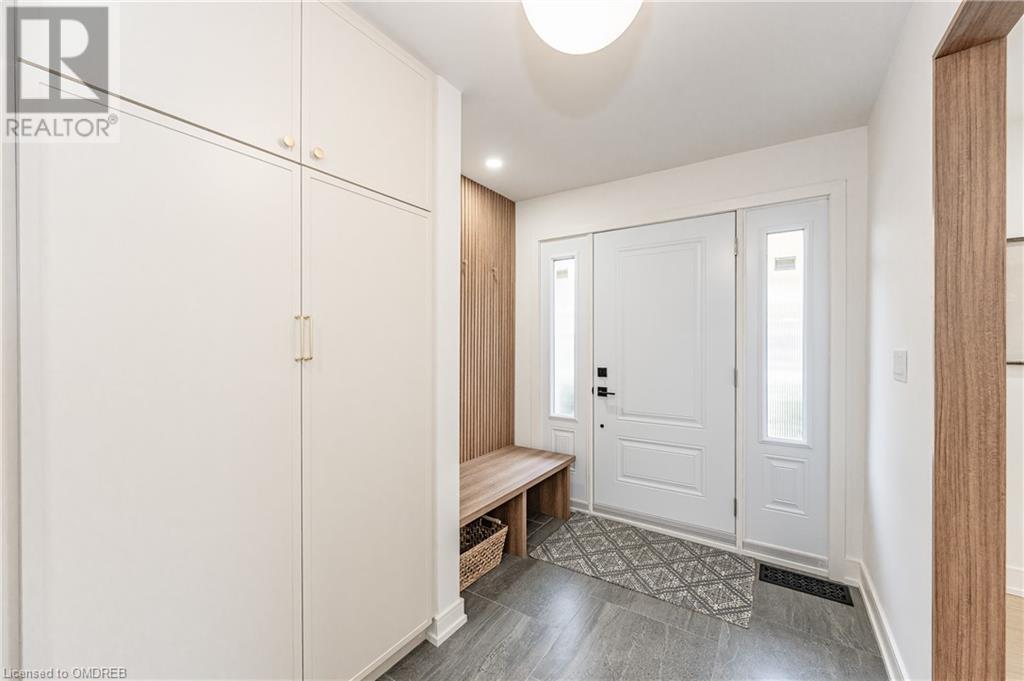 112 Queensway Drive, Brantford, Ontario  N3R 4X2 - Photo 4 - 40520683