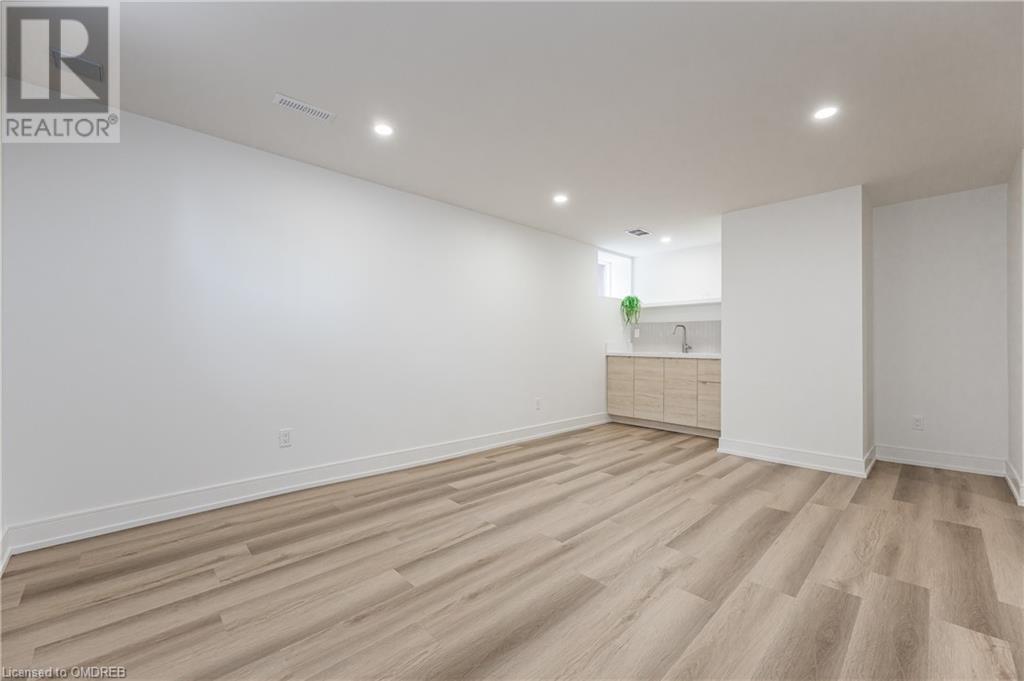 112 Queensway Drive, Brantford, Ontario  N3R 4X2 - Photo 36 - 40520683