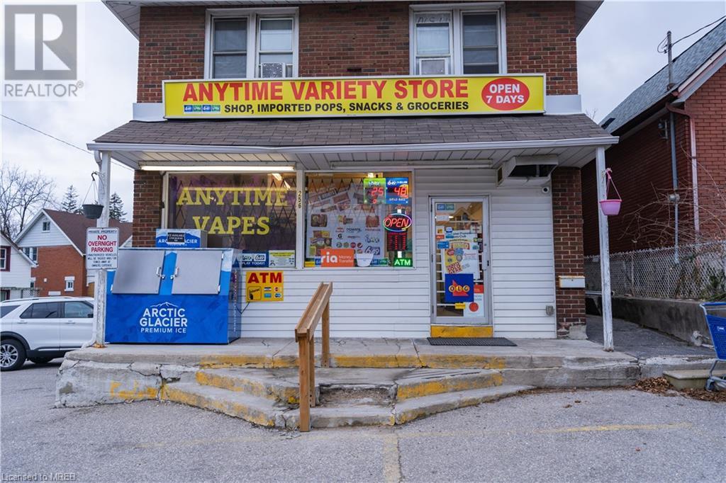 256 Victoria Street, Kitchener, Ontario N2G 2C2 (26348317)   SinghBrothers.ca