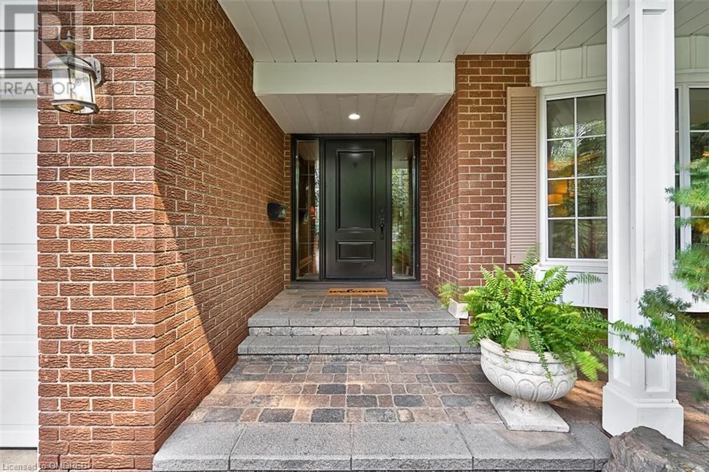 2140 Elmhurst Avenue, Oakville, Ontario  L6J 5G2 - Photo 2 - 40448891
