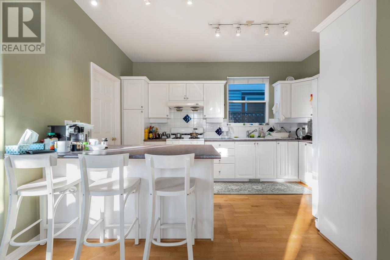 6991 Robson Drive, Richmond, British Columbia  V7C 5T5 - Photo 7 - R2833652